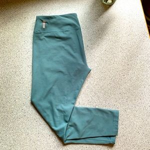 Zella High Waisted Crop Leggings Sage Green